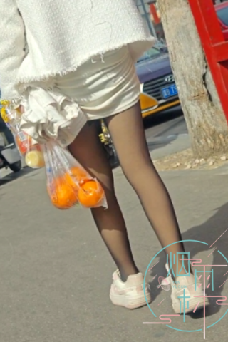 4k街拍肉丝黑丝合集