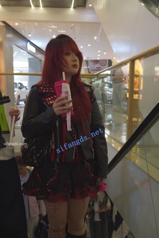 (BC-AA-546)红发小姐姐花纹肉丝配半透花内..背面露屁股缝