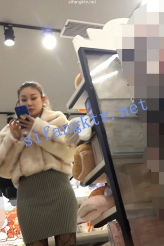 kc434（空城原创）极品灰包裙美少妇，黑皮靴性感缕空渔网袜