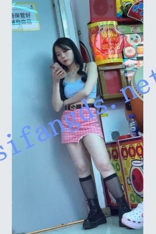 ⭐⭐【KKCD㊙️】3261-再次偶遇抄底CD2077大摆锤小姐姐