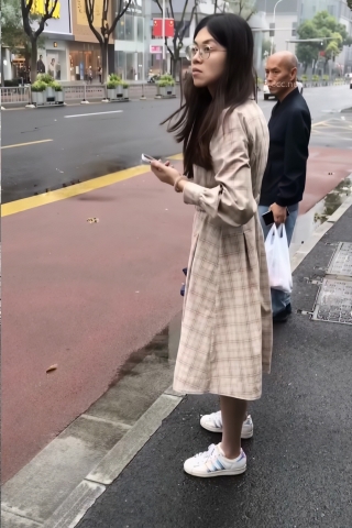 TK242-连衣裙肉丝妹白内开闪