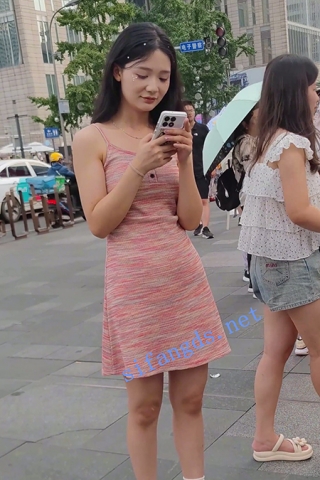 CS021【CSCD】粉色清纯小美女和朋友逛街，粉色内