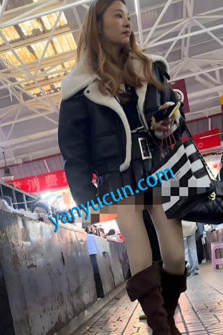 lh005 [CD抄底]超短裙CD抄底靴子肉丝搭配长腿美女底裤一览尽收