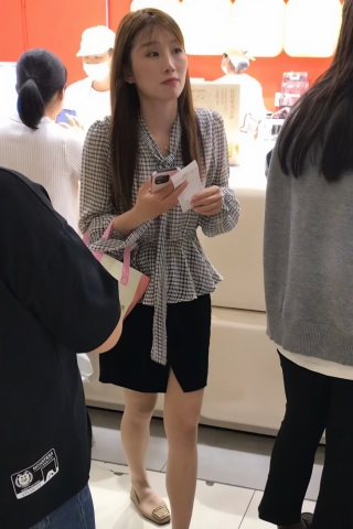 TK286-短裙妹子肉丝带翅膀开闪