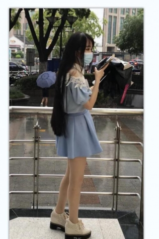 TK396-原创 投稿 街拍抄底长发及腰蓝裙薄丝美女