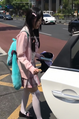 TK257-可爱jk粉裙妹子开闪