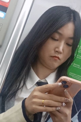 ct006【独家原创】mo短裙妹子的超薄丝袜滑嫩美腿